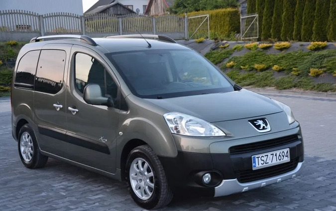 Peugeot Partner cena 24900 przebieg: 219000, rok produkcji 2009 z Częstochowa małe 667